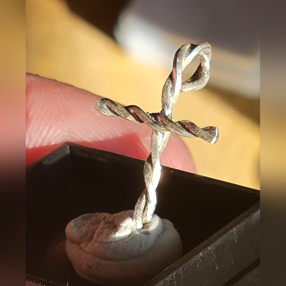 Solid Sterling Silver Twisted Cable Cross Pendant… - image 1